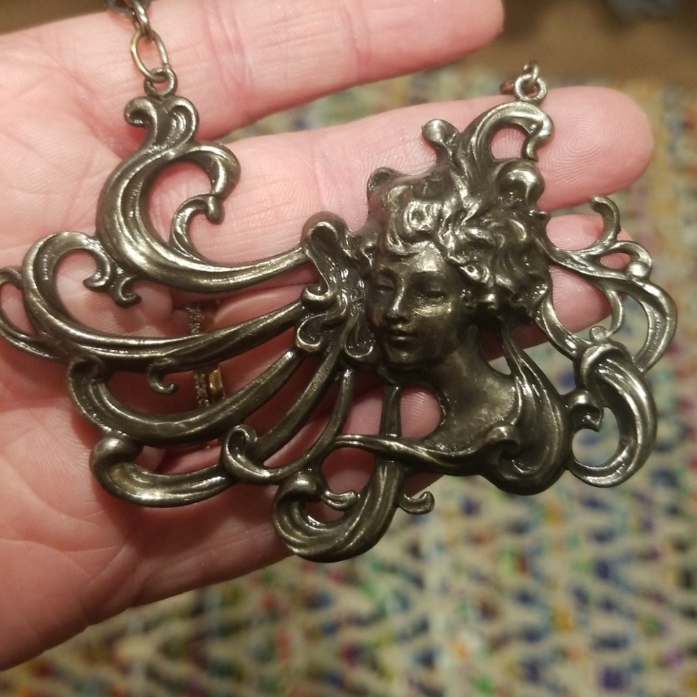 Vintage Collection: Amazing necklace